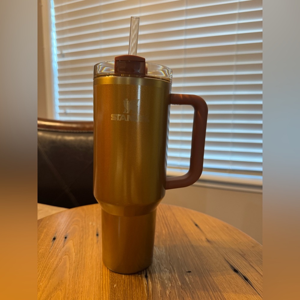 STANLEY GOLDEN SPARKLE COPPER TINSEL QUENCHER H20 FLOWSTATE TUMBLER 40OZ - Picture 4 of 9